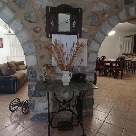Villa Iris Mystras Exterior photo